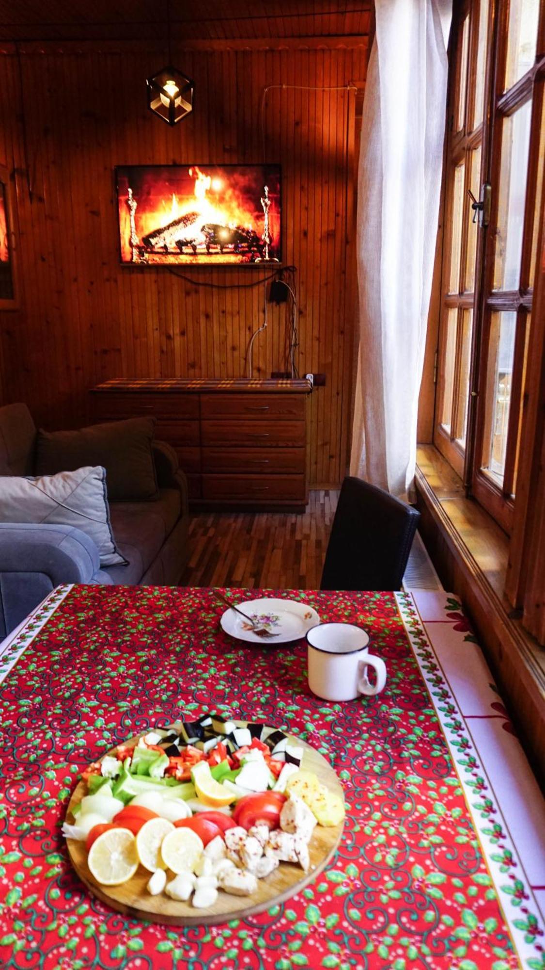 J Square Hostel Τυφλίδα Εξωτερικό φωτογραφία