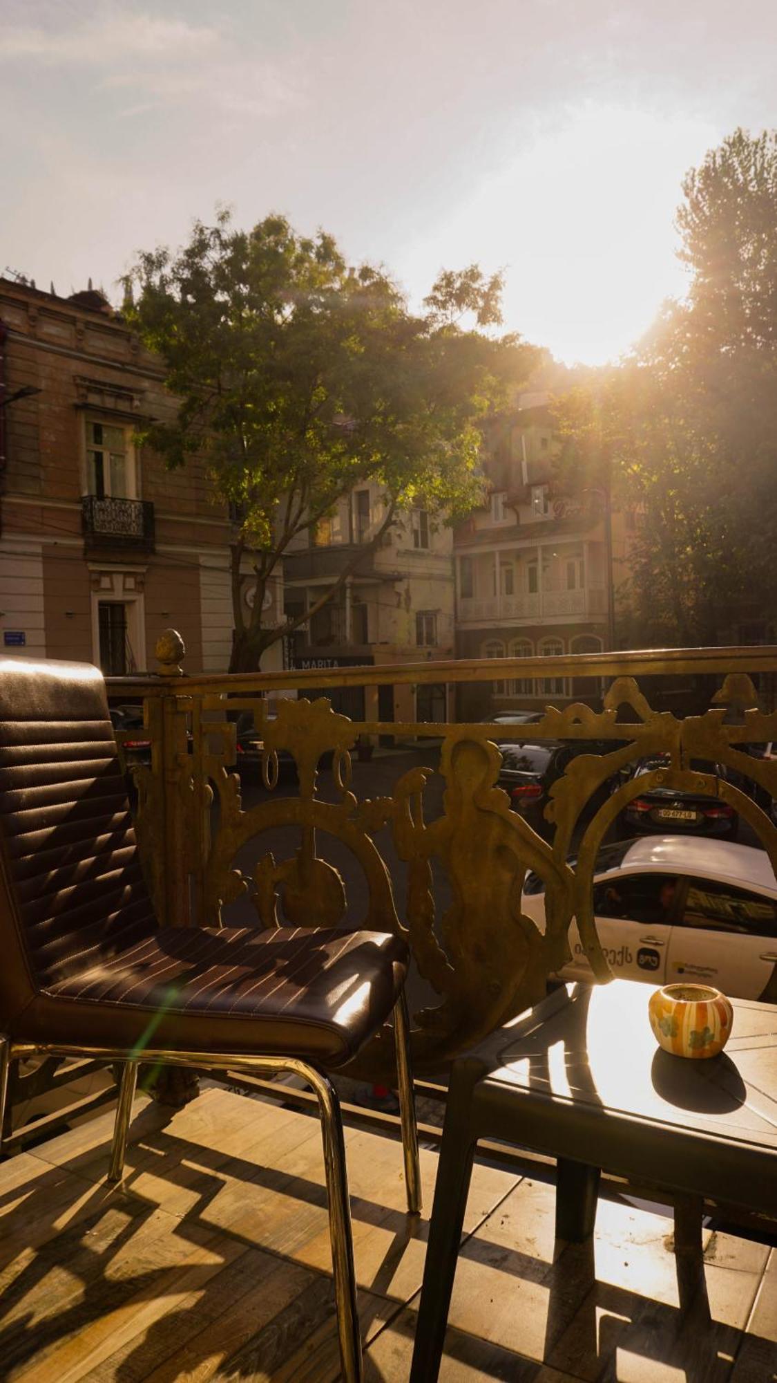 J Square Hostel Τυφλίδα Εξωτερικό φωτογραφία