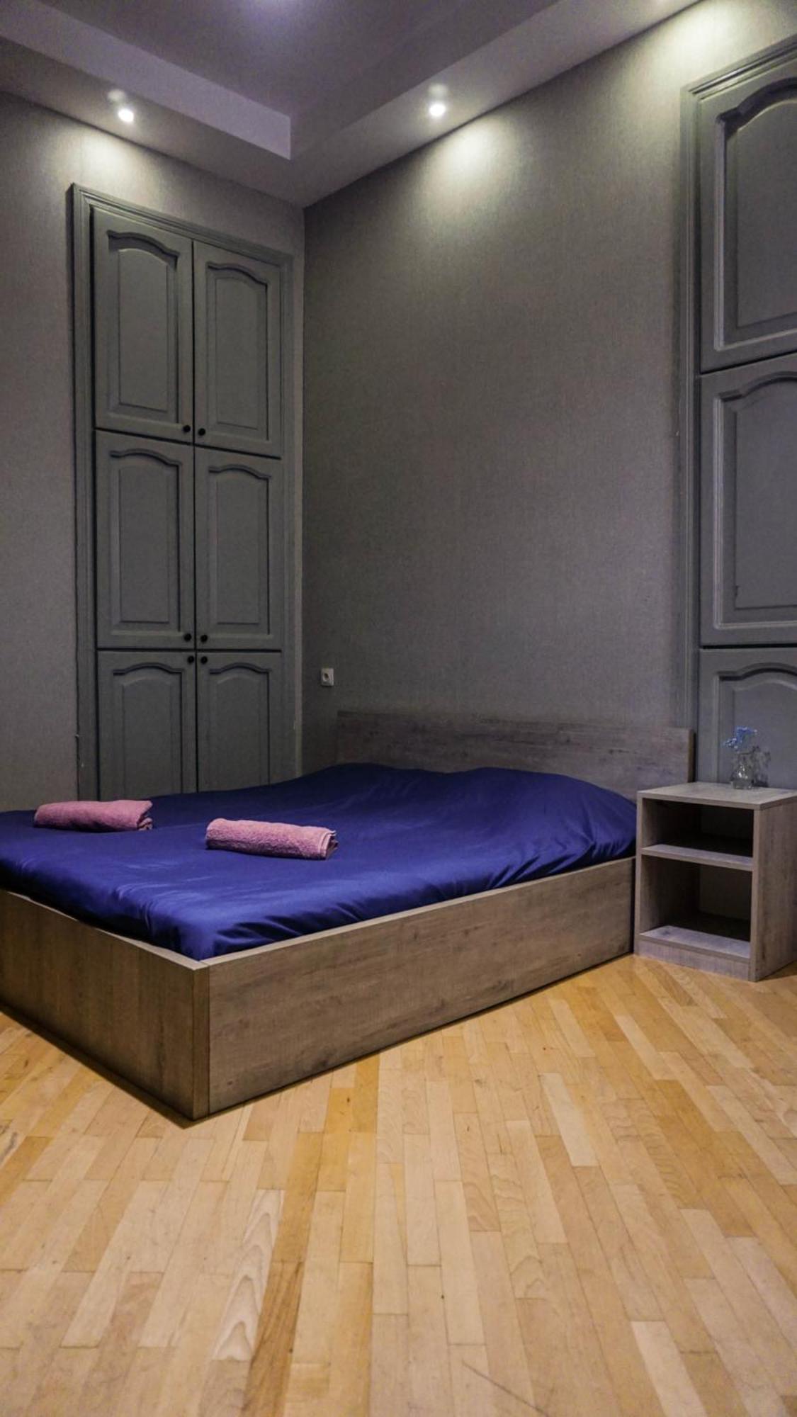 J Square Hostel Τυφλίδα Εξωτερικό φωτογραφία
